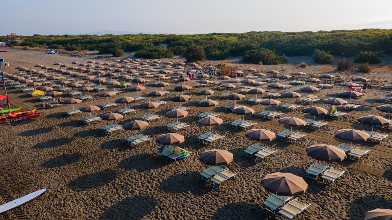 Camping Village Il Gineprino มารินา ดิ บิบโบนา ภายนอก รูปภาพ
