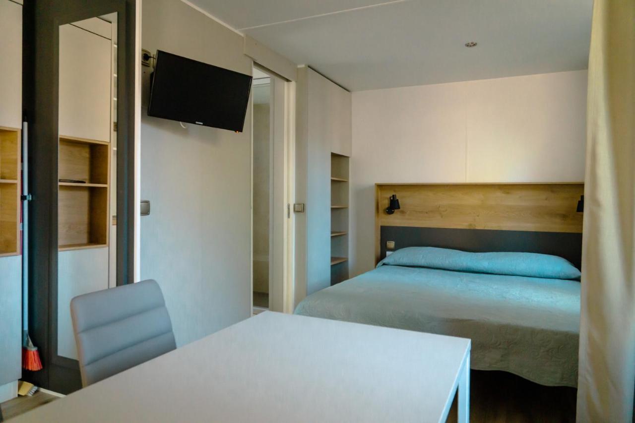 Camping Village Il Gineprino มารินา ดิ บิบโบนา ภายนอก รูปภาพ