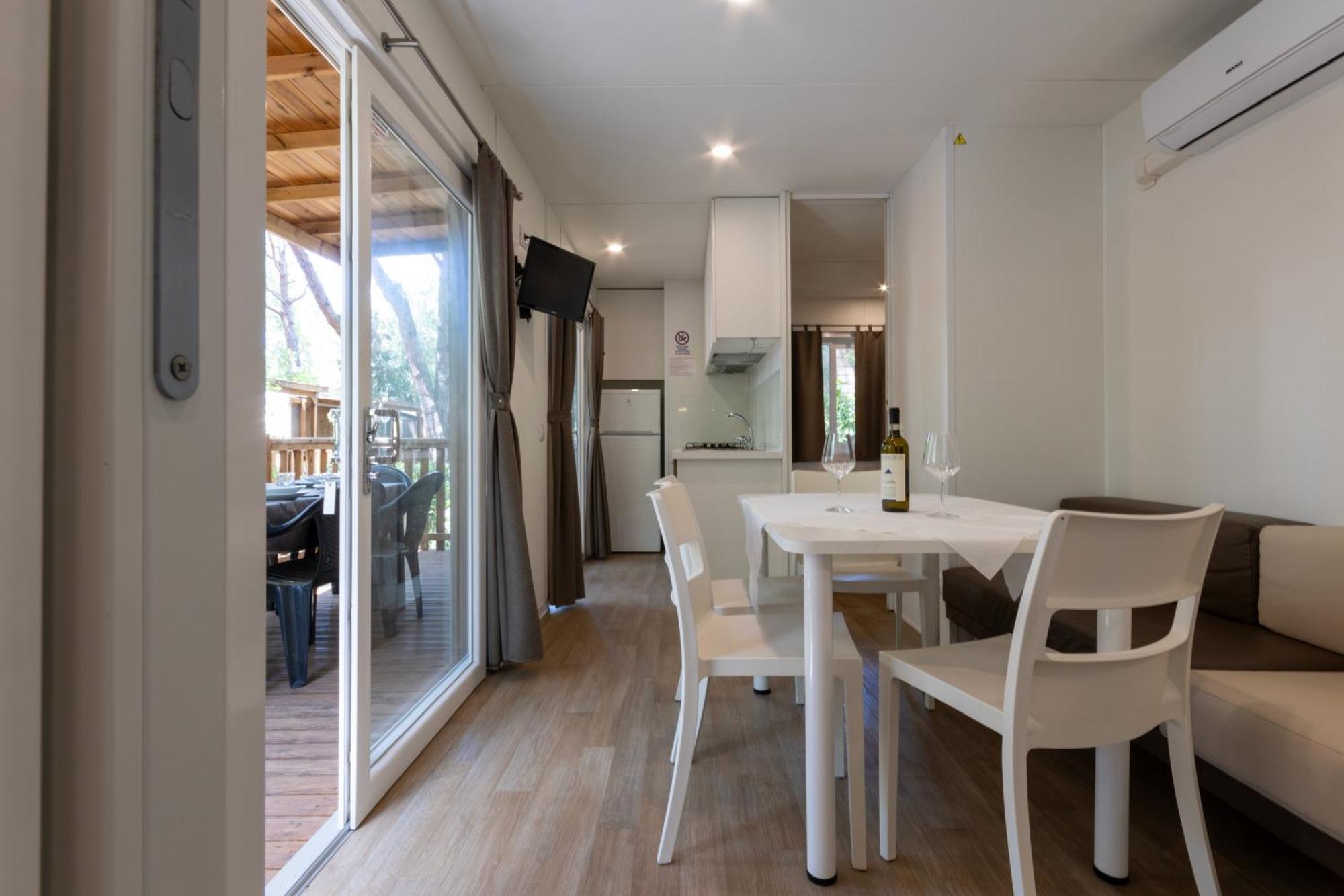 Camping Village Il Gineprino มารินา ดิ บิบโบนา ภายนอก รูปภาพ