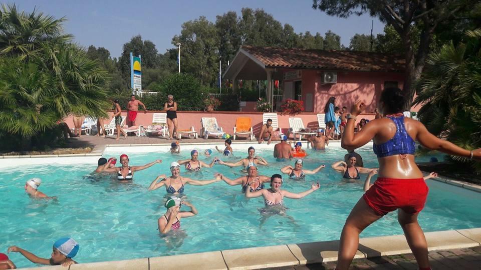 Camping Village Il Gineprino มารินา ดิ บิบโบนา ภายนอก รูปภาพ