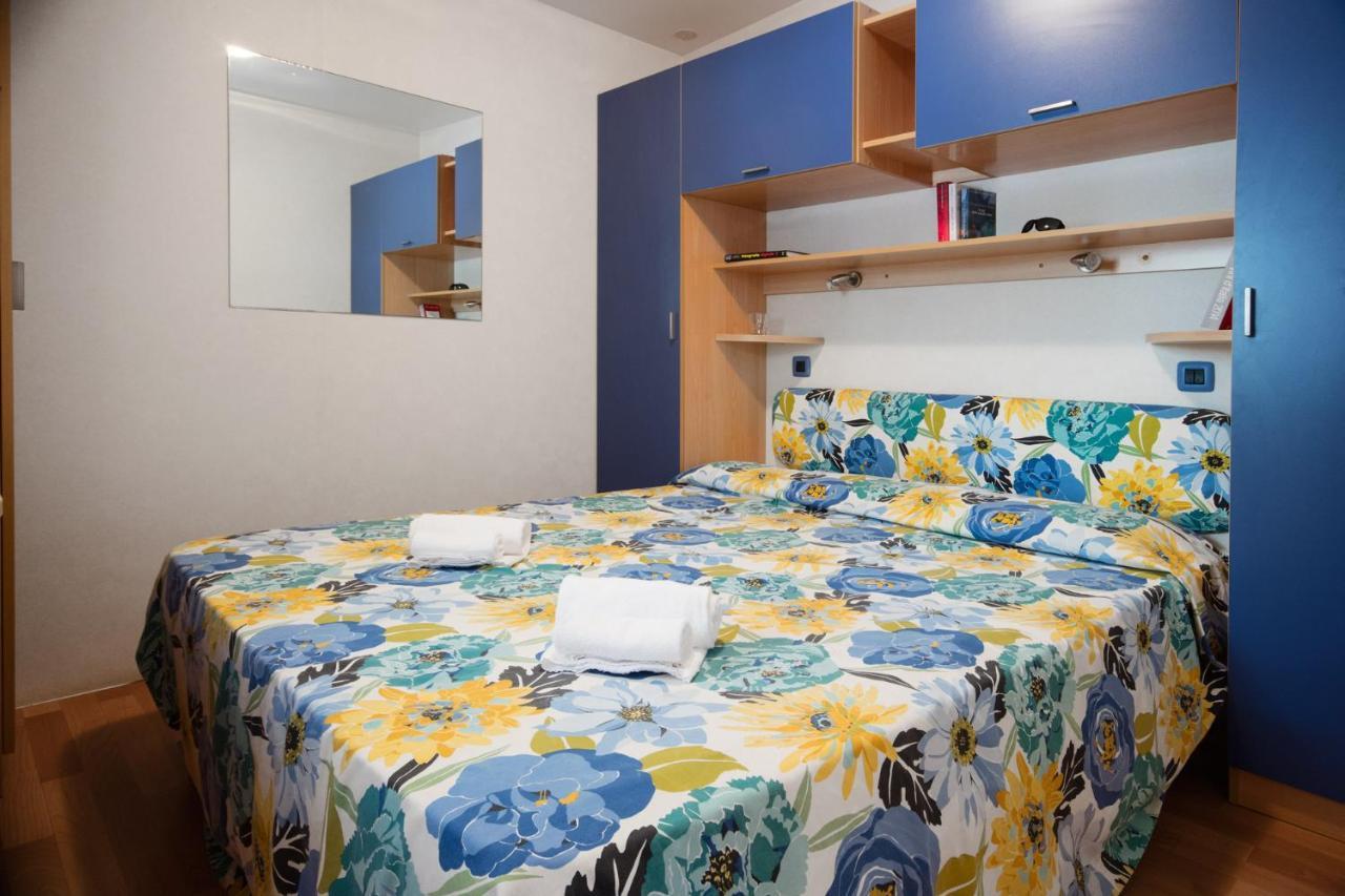 Camping Village Il Gineprino มารินา ดิ บิบโบนา ภายนอก รูปภาพ