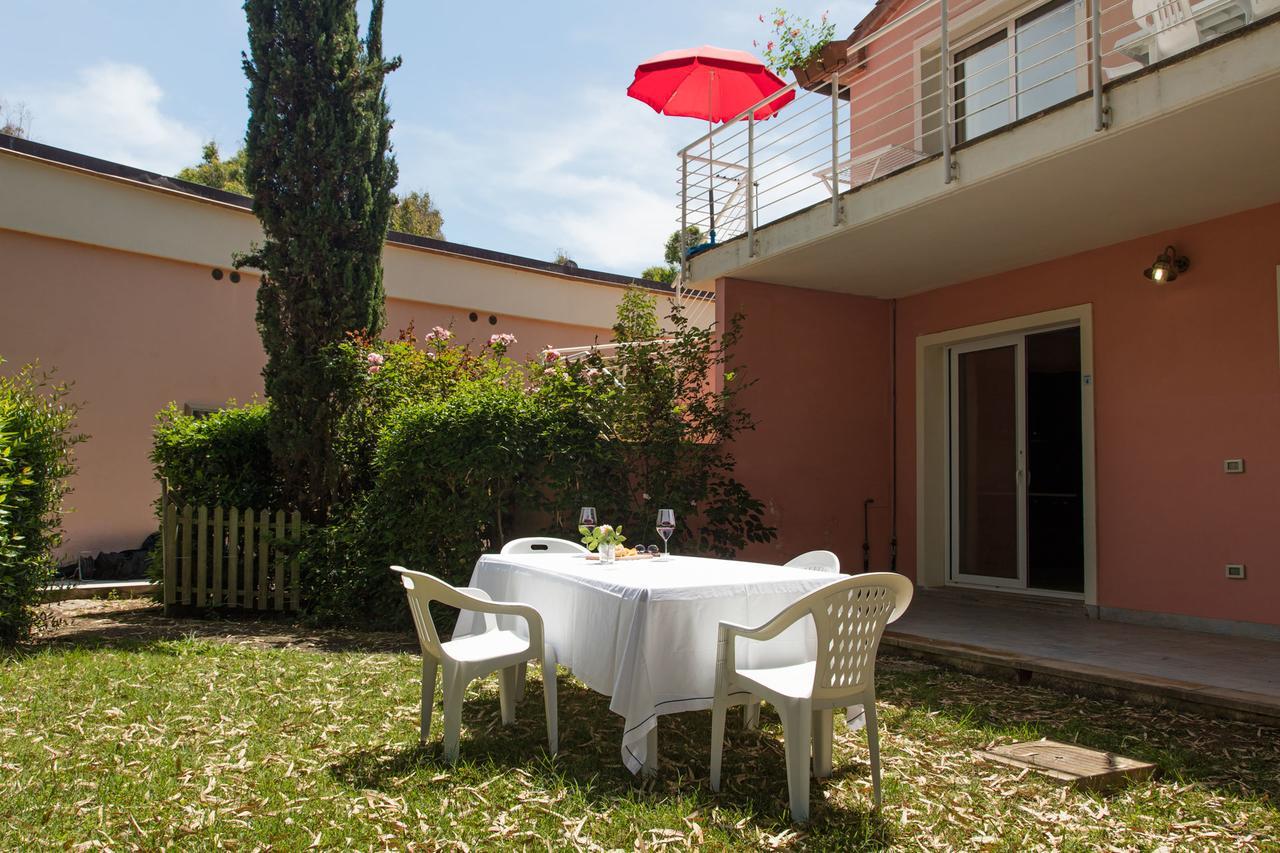 Camping Village Il Gineprino มารินา ดิ บิบโบนา ภายนอก รูปภาพ